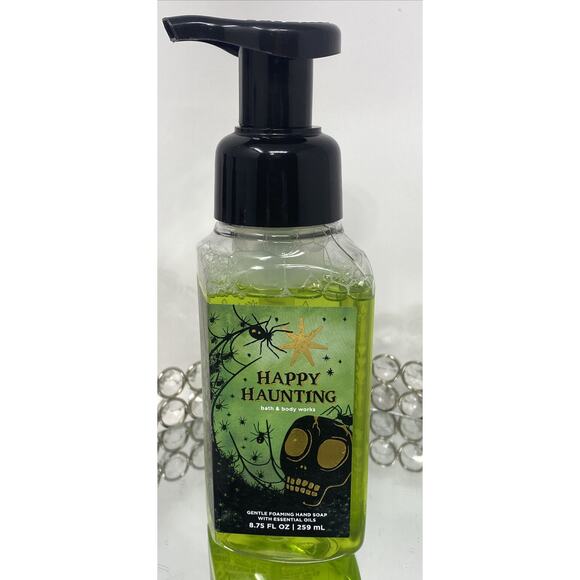 3 Bath Body Works Gentle Foaming Hand SOAP Candy Corn, Happy Hunting & Pumpkin - Picture 8 of 10